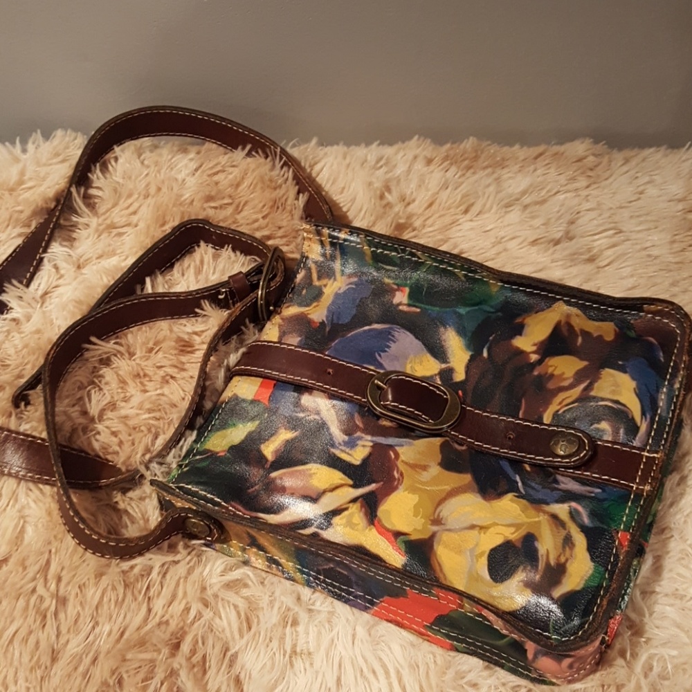😍Patricia Nash Venezia crossbody in Winter Bloom
